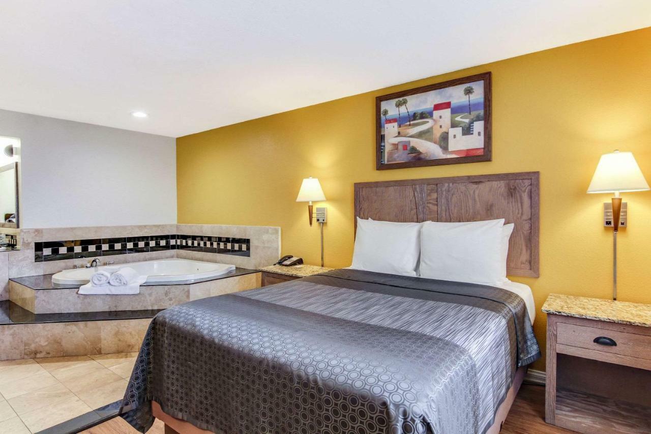 Rodeway Inn San Ysidro Near The Border San Diego Bagian luar foto